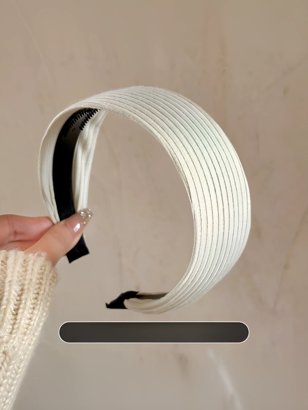 4# Off-white ~ width 5 cm