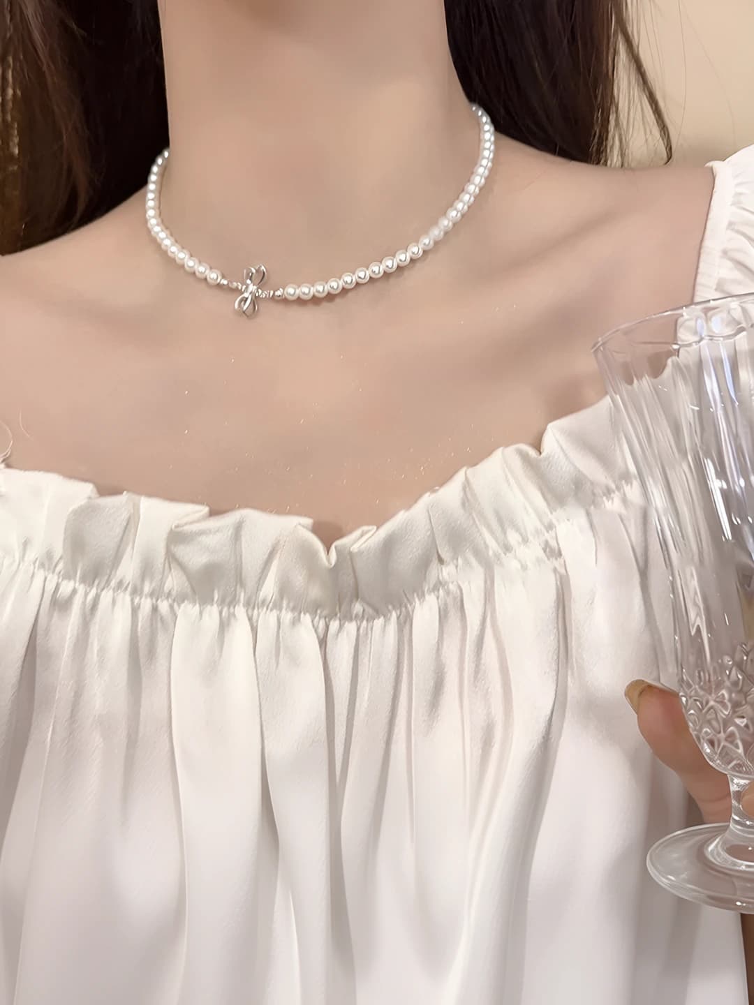 4# Silver butterfly pearl necklace