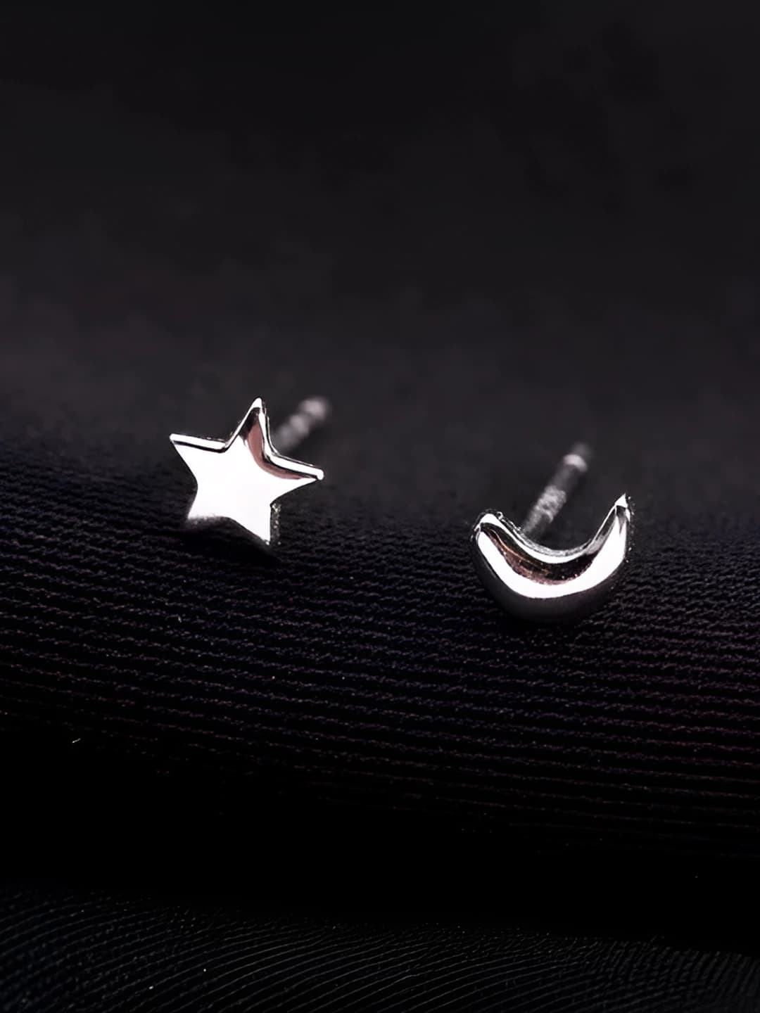 13# Small studs - Star and moon