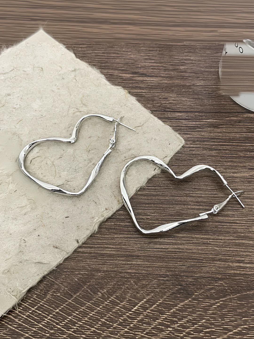 Silver heart stud