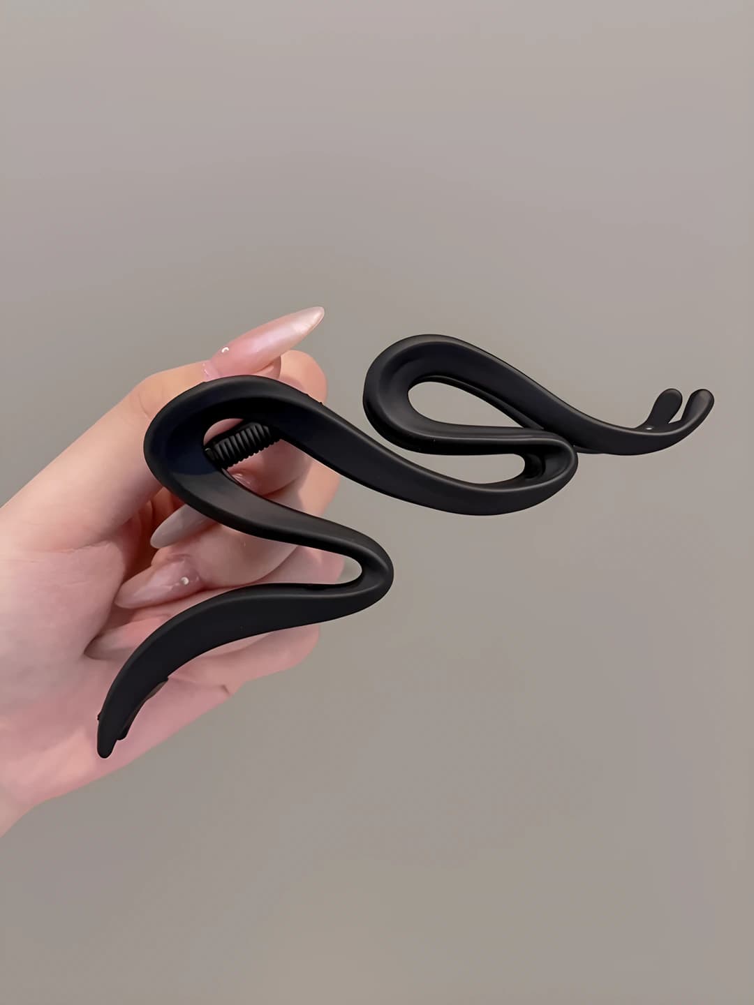 Qora tutqich 13 cm