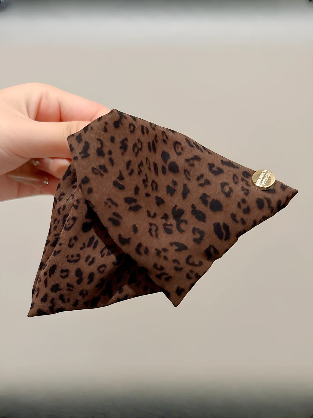 Leopard uchburchak 13 sm