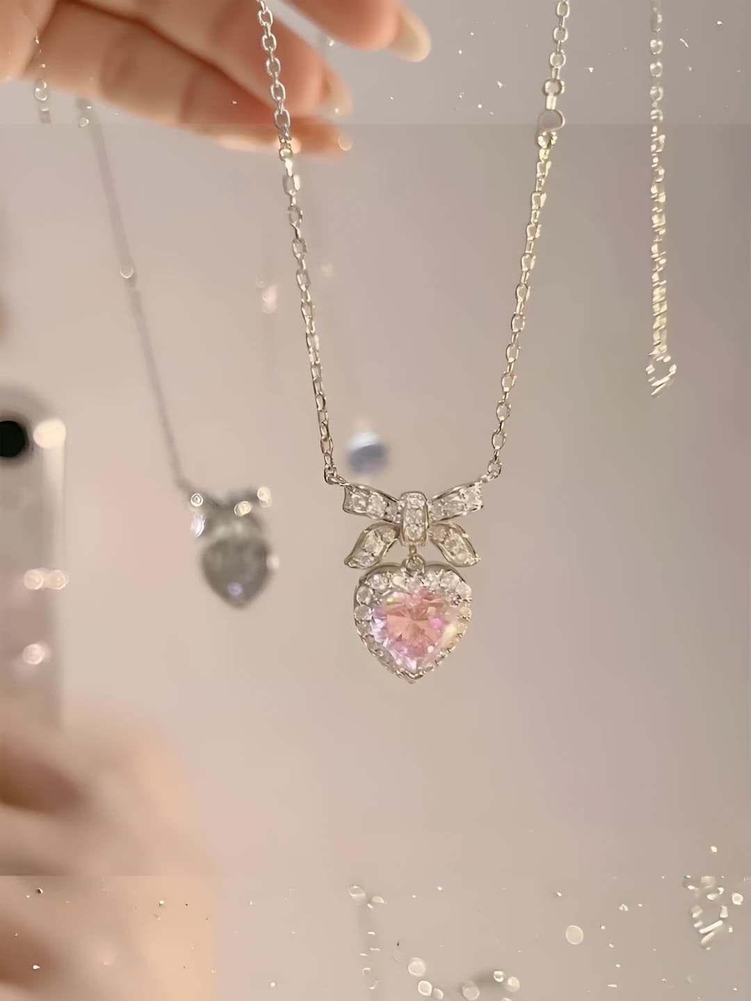Women's short chain with butterfly and heart zirconia in natural style
