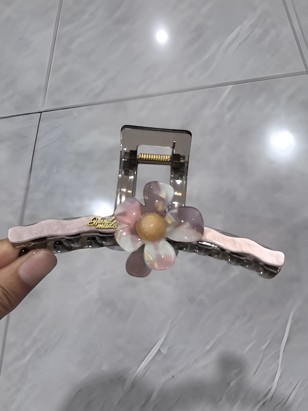1# Rang-barang binafsha gulli soch qisqichi ~13 sm