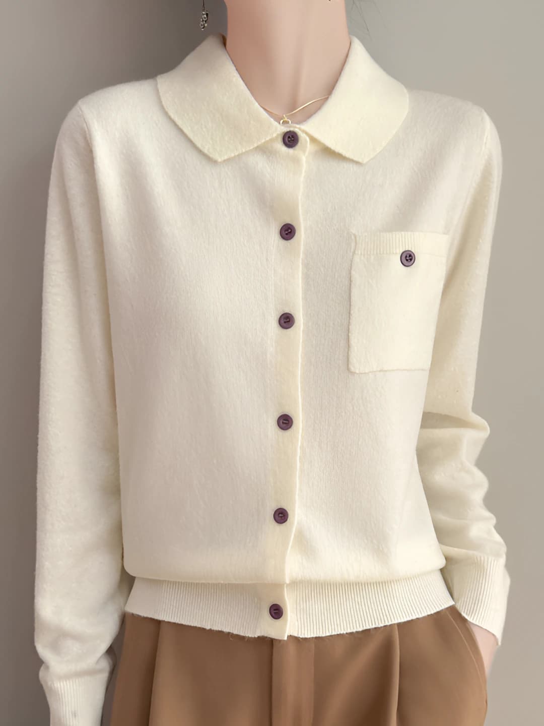 Snowy off-white