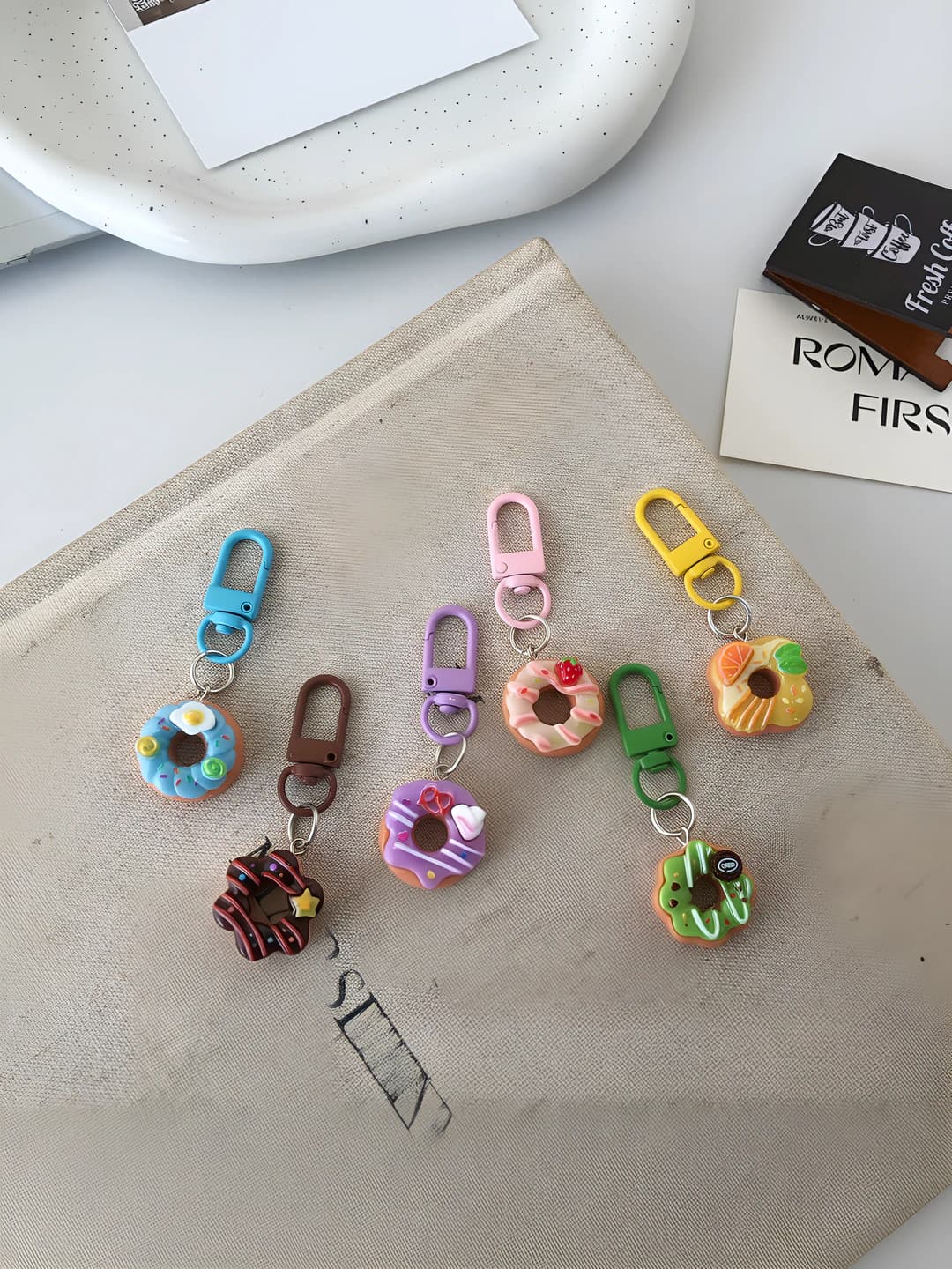 Fruit donut keychain for girls: sweet style, plastic and resin, semi-handmade, strawberry pattern, gift for girls and best friends