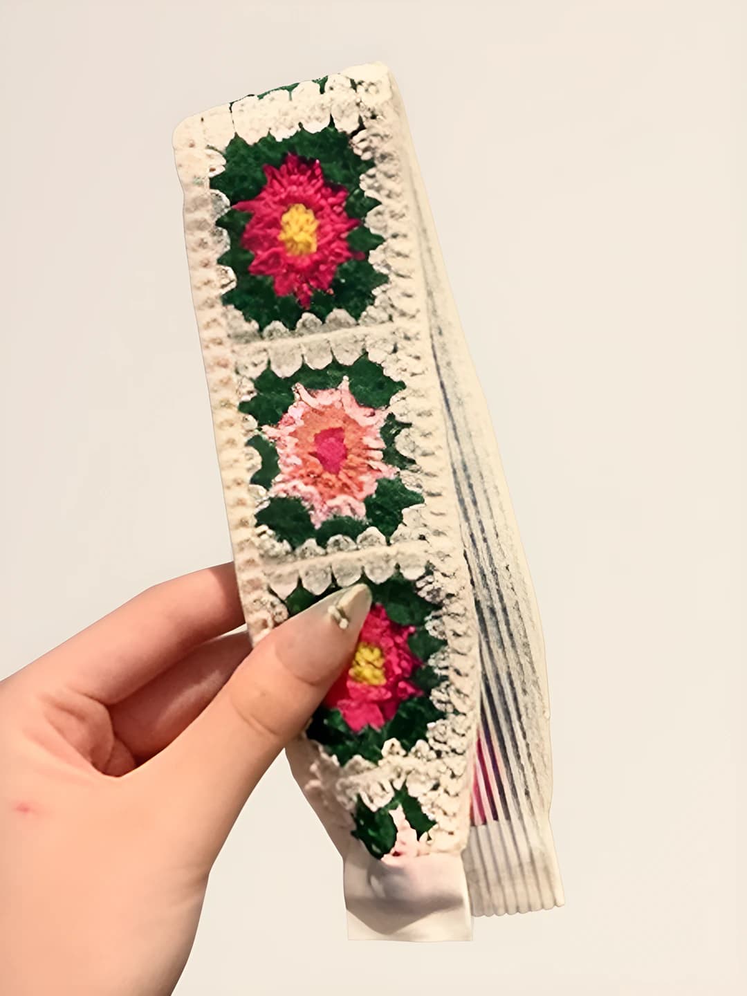 9# Beige floral variant 37.5 cm