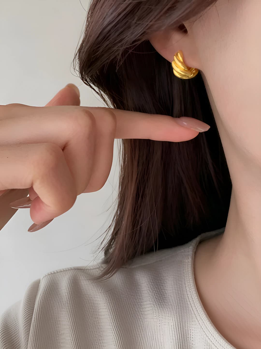 Women's geometric earrings with rope wrap, glossy finish, 18K gold plating, casual style