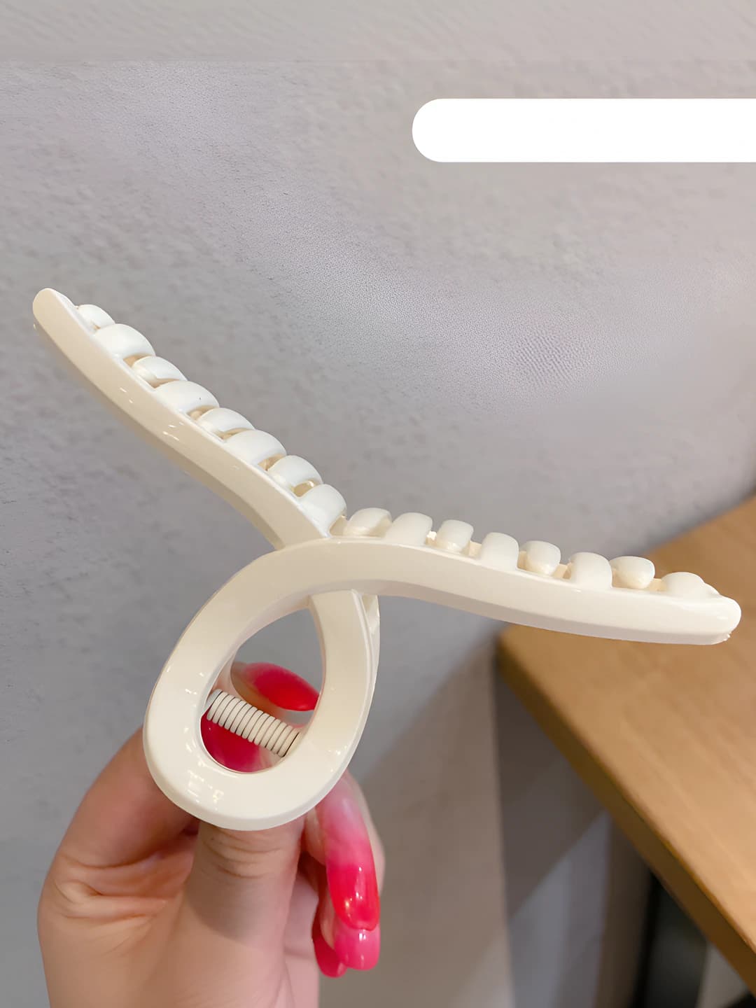 Cream white 11 cm