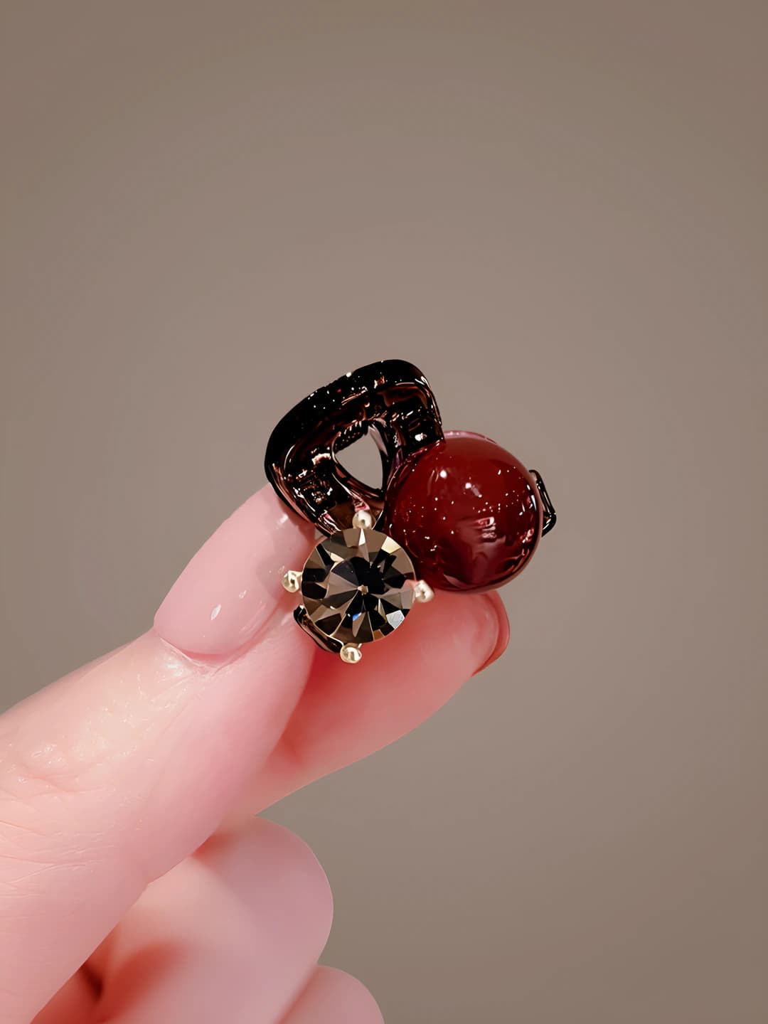 Pearl mini rhinestone hair clip