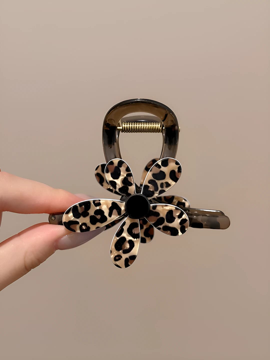 1# O'rta o'lcham [Shaffof jigarrang asos] Leopard gulli qisqich-8 sm