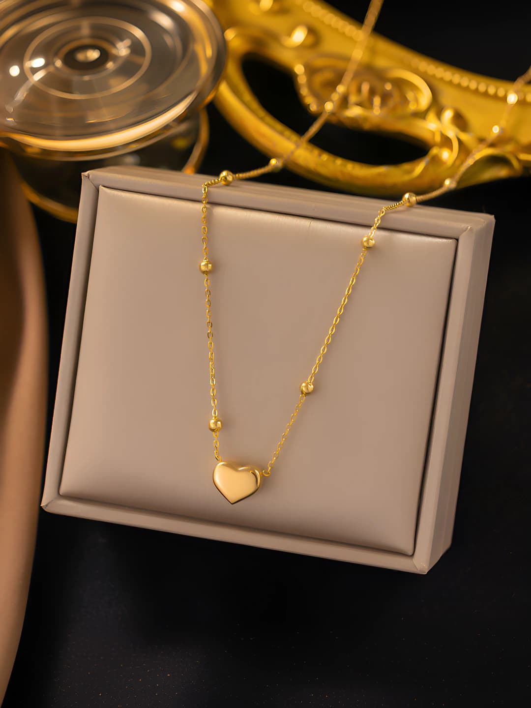 XLH205 Heart chain, gold