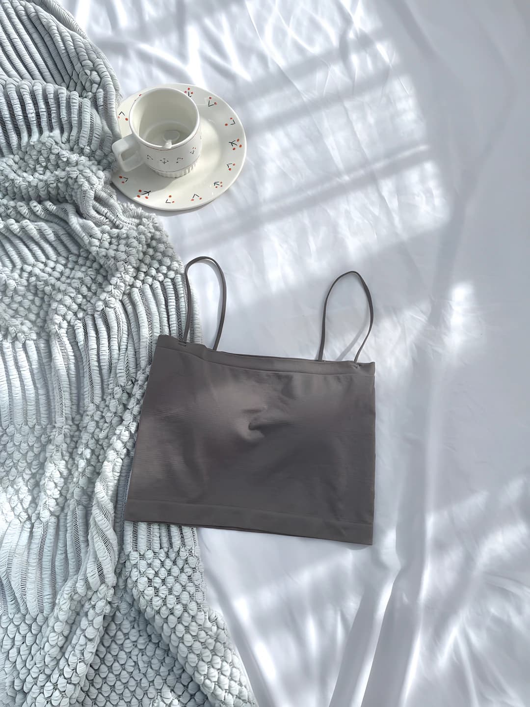 Short: Grey
