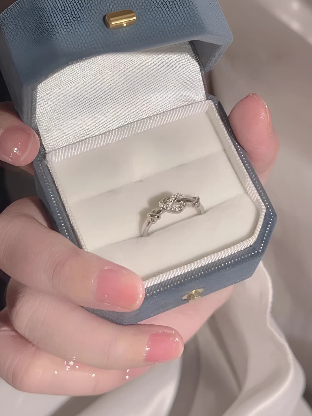 Women's / Heart kiss finger ring