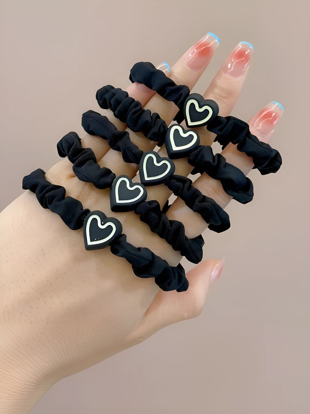 Black heart elastic 5 pcs