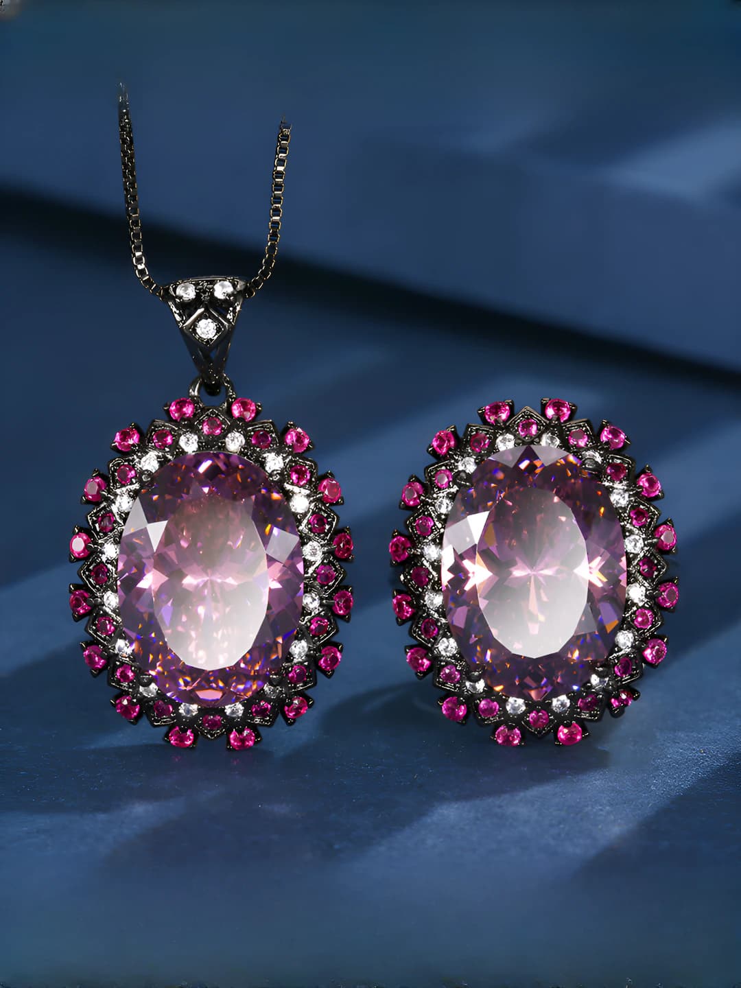 Women's 2026 retro style jewelry set with geometric pattern, pendant and ring (13*18)