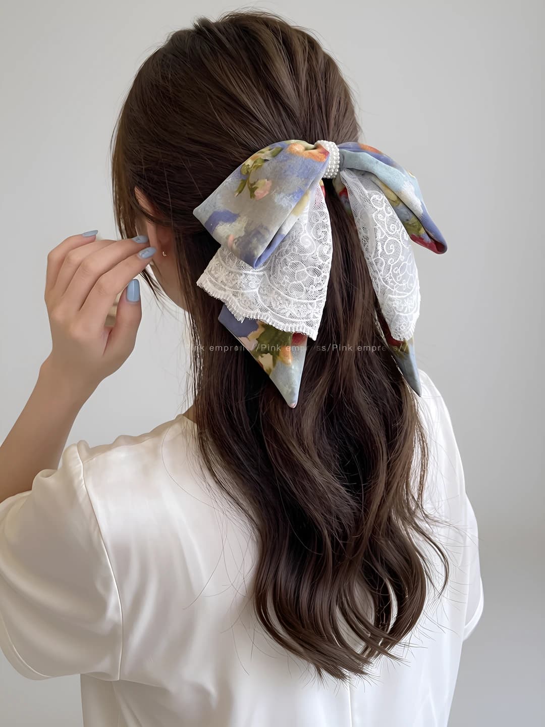 Lace hair clip, multicolour