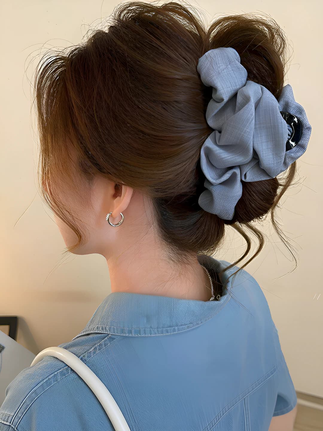2# Light blue denim clip ~12.5 cm