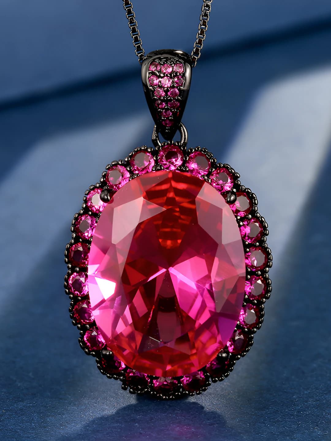 Black gold red ruby 3# pendant with chain