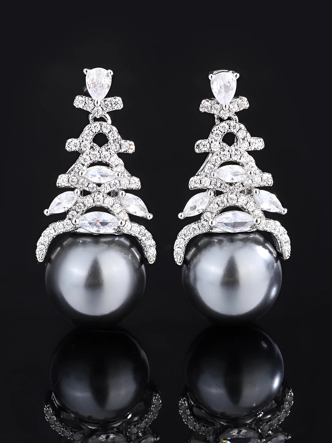 Grey pearl stud earrings