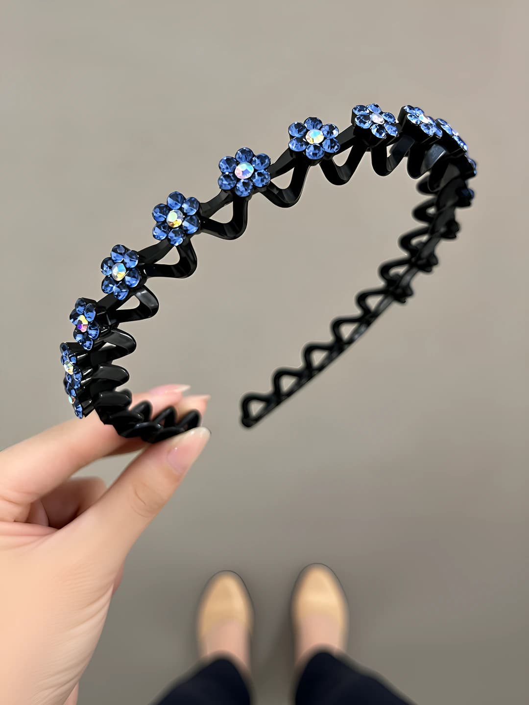 1# Wavy headband-Acrylic+Waterproof rhinestones