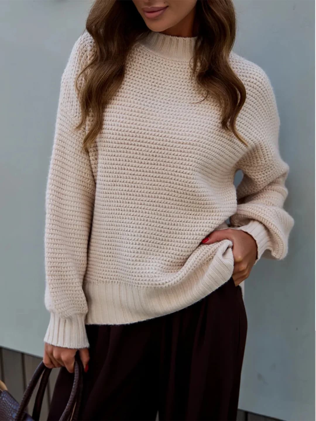 Women's cashmere-like knit pullover sweater, mock neck, slim fit, long sleeve, solid colour, autumn-winter