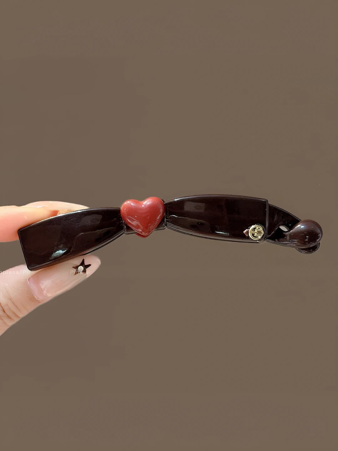 Heart banana clip, ~10 cm