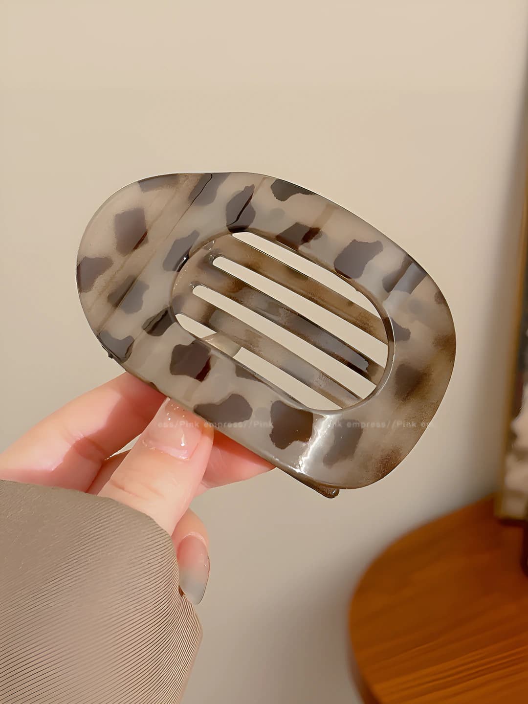 10# Grey leopard 10 cm