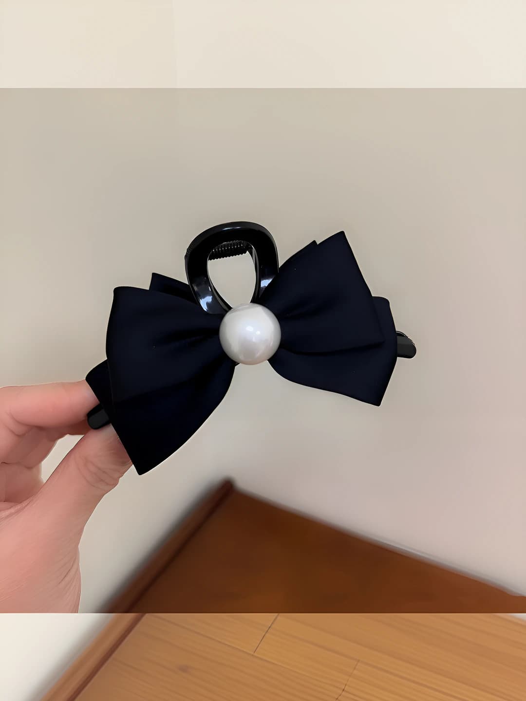 Pearl, 11 cm, bow 10 cm