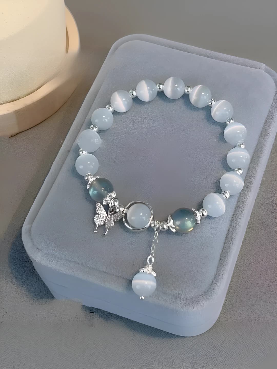 Butterfly faux cat's eye