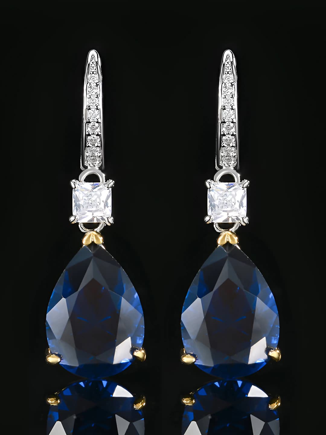 Blue spinel studs