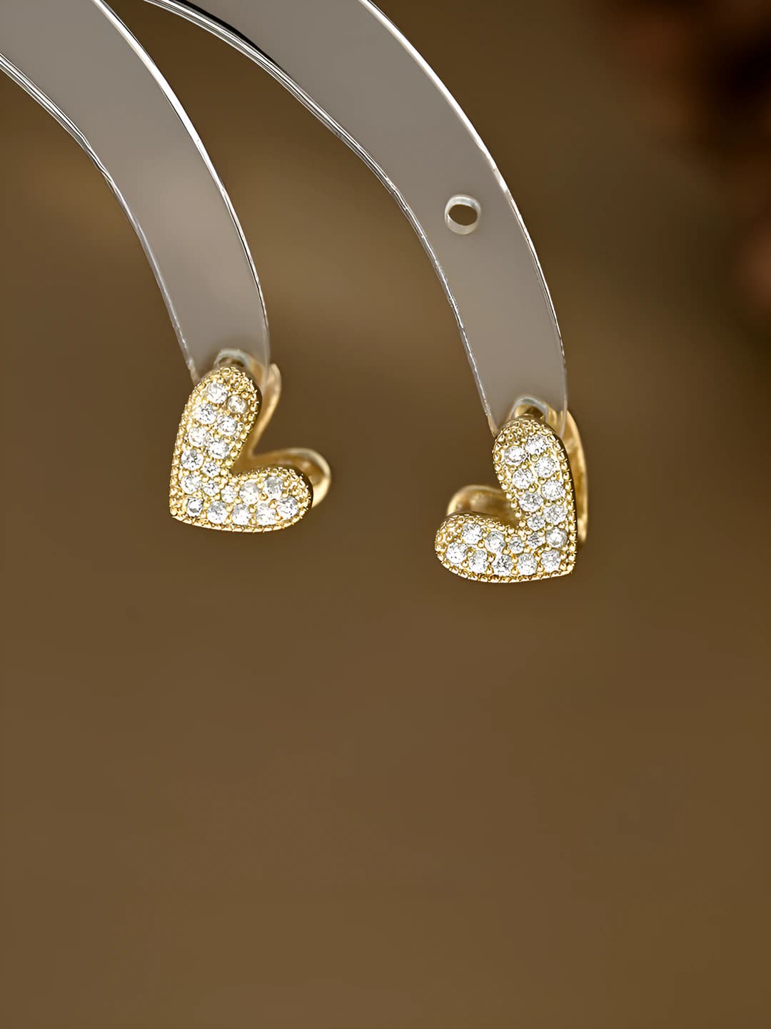 Women's heart-shaped rhinestone stud earrings, 925 silver post, geometric design element, ins style