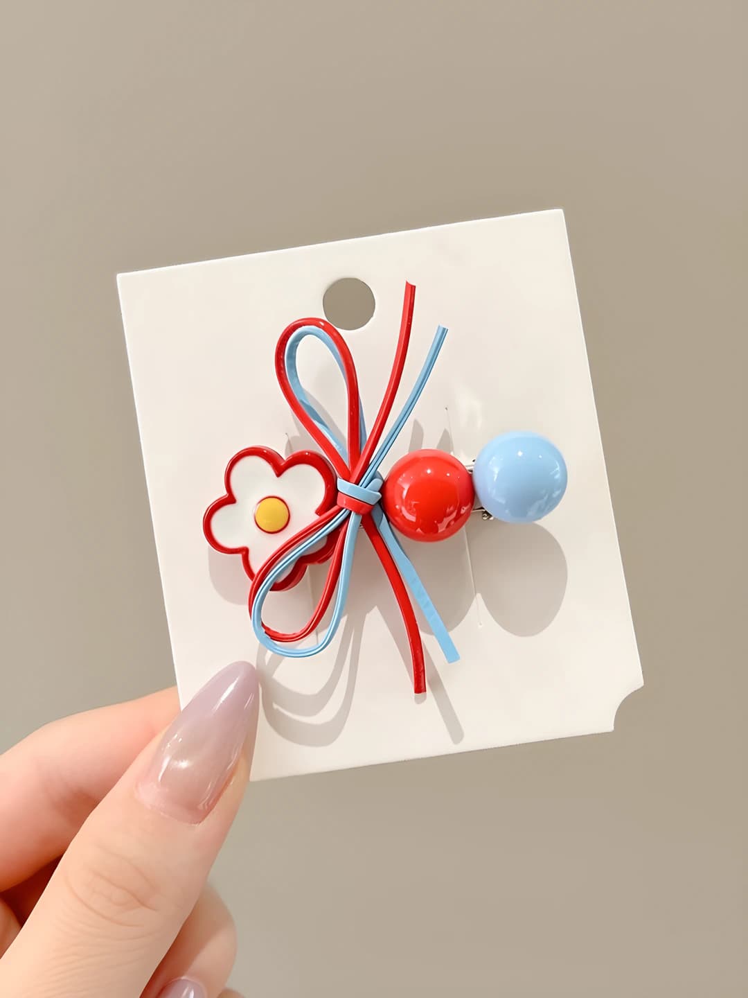 Red-blue floral side clip, 5.5 cm