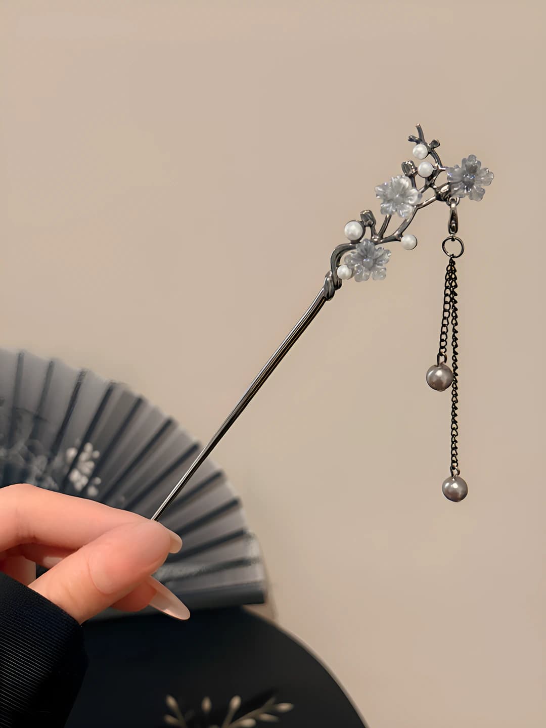 1# Antique tassel hairpin