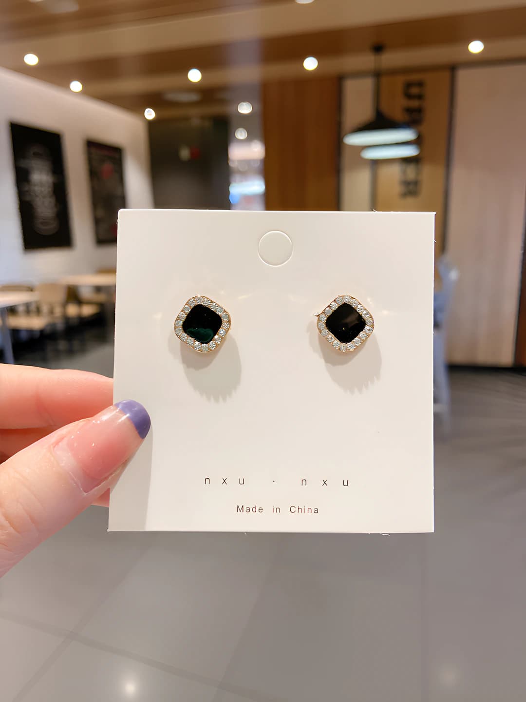 40# Black square diamond