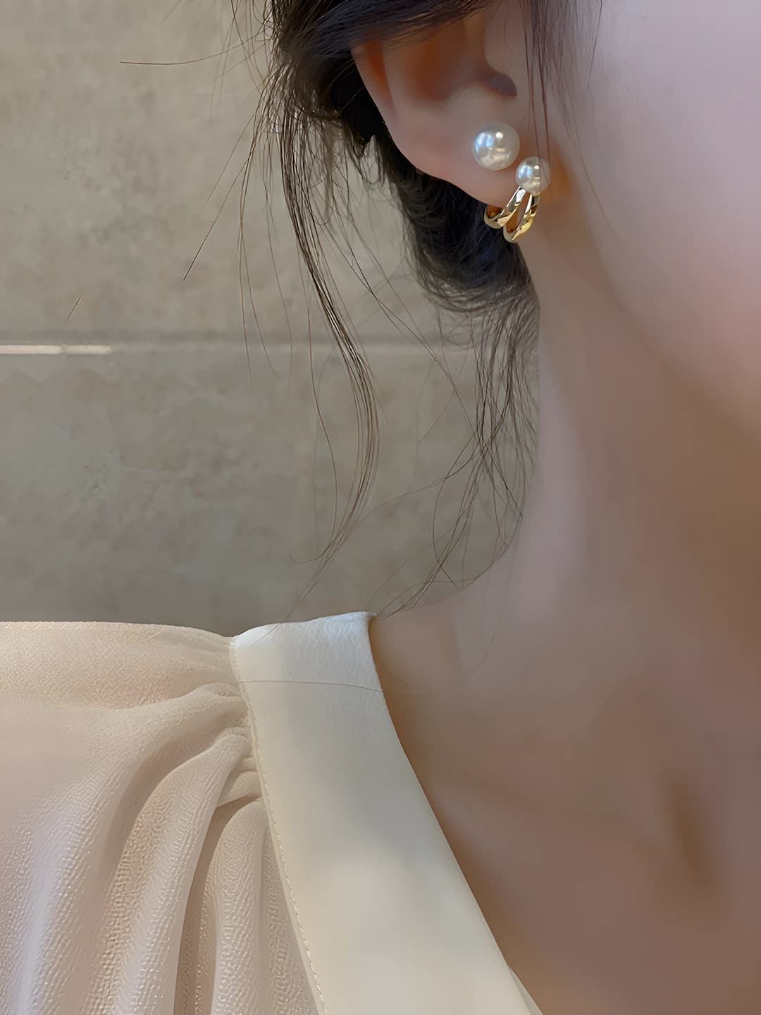 1# Large small pearl earrings - gold silver post