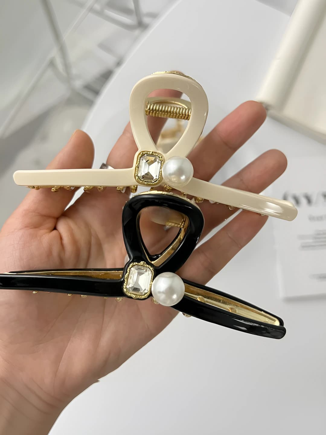 Women's summer Korean style metal acetate shark clip