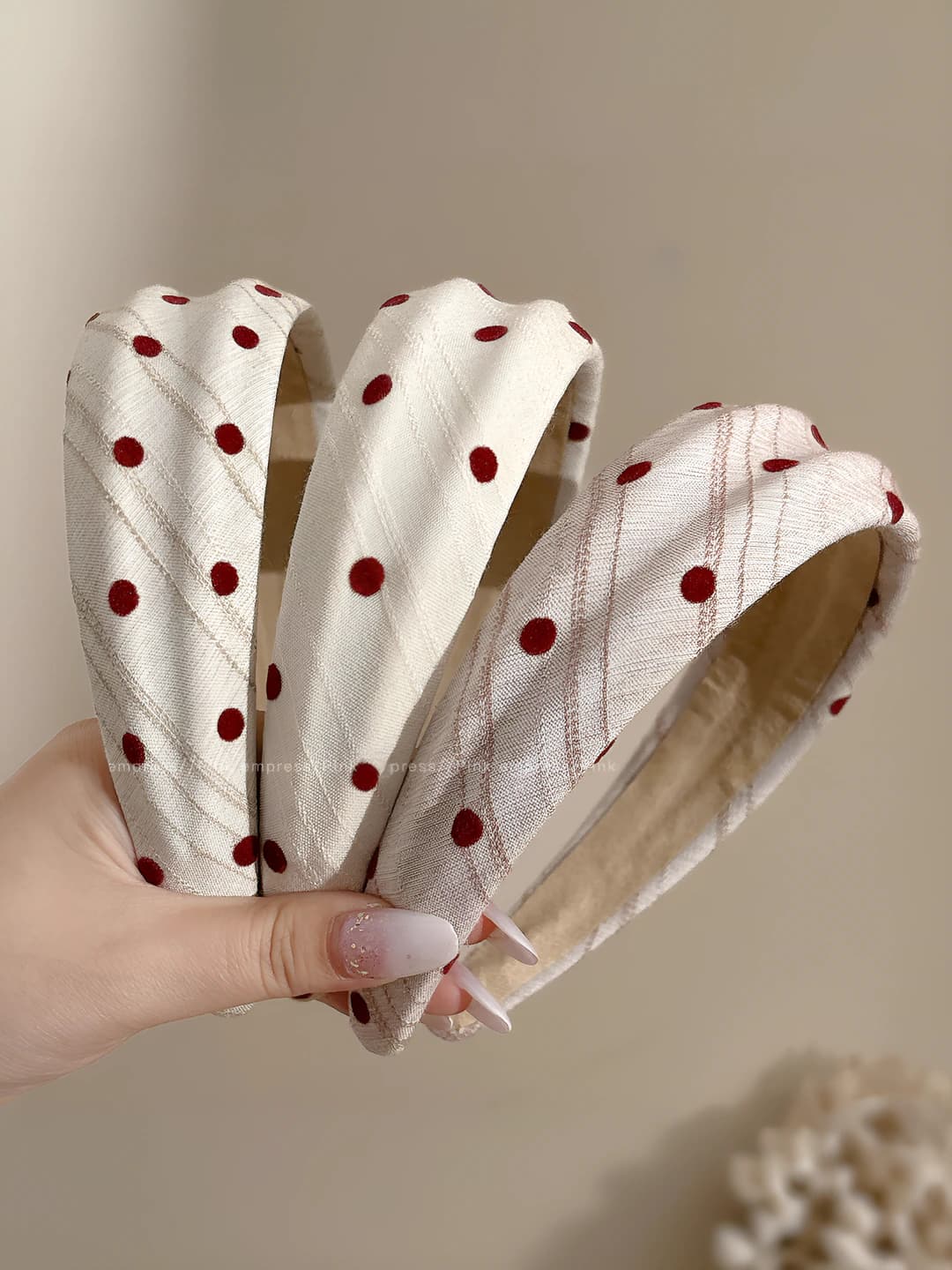 Women's polka dot wide fabric headband, high quality, hair-holding, non-tight for face washing, high cranial top, daily outer wear hair accessory