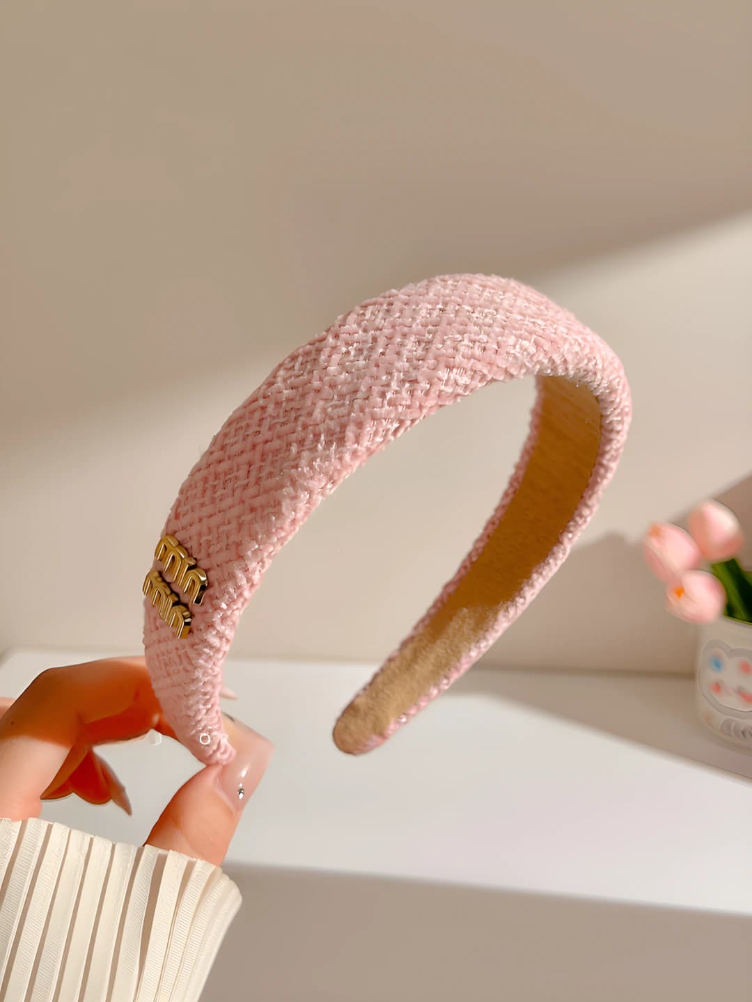3# Pushti harflar, Chanel uslub