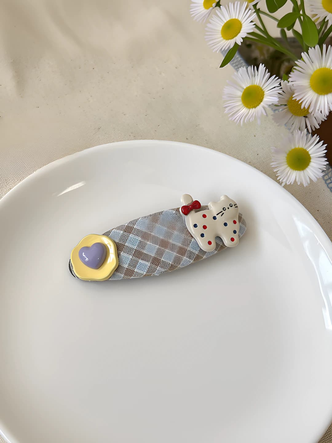 Plaid clip