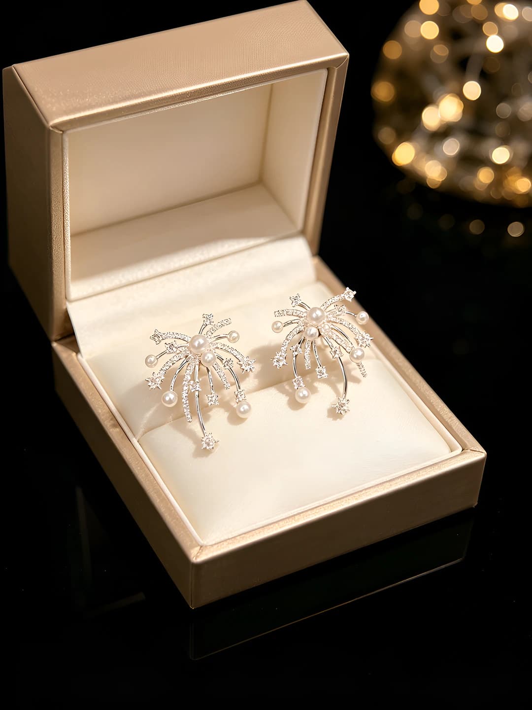 Firework pearl diamond stud