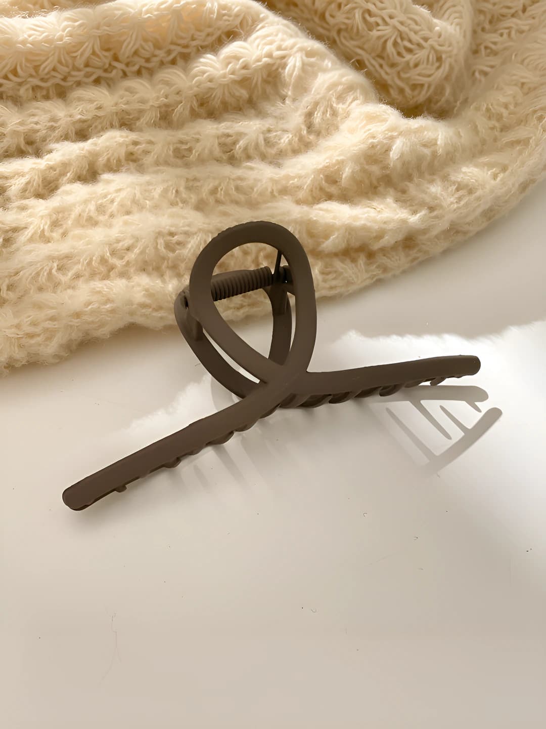 Chocolate Y-shape, 11 cm