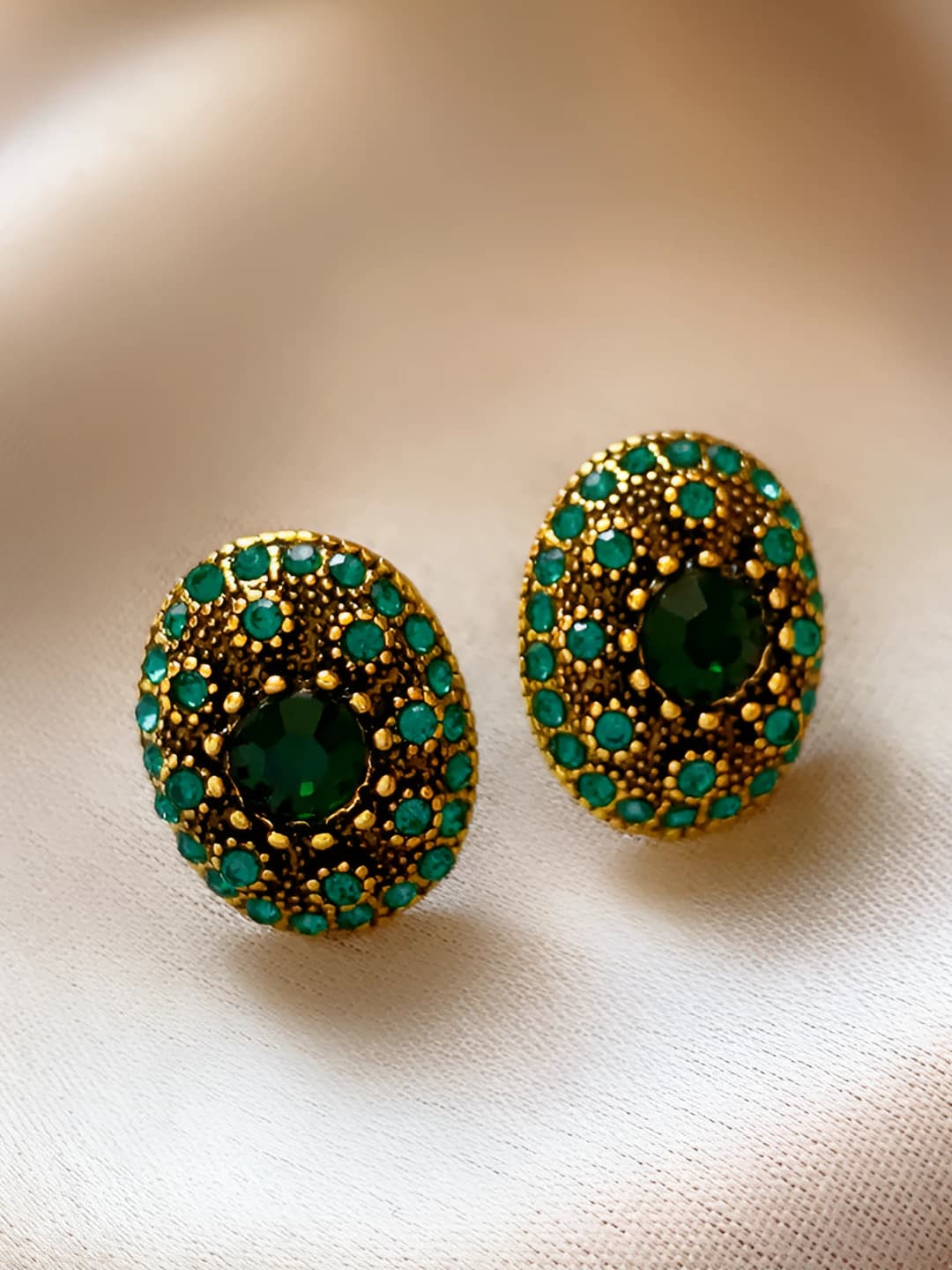 52# Silver post - Antique gold - Green