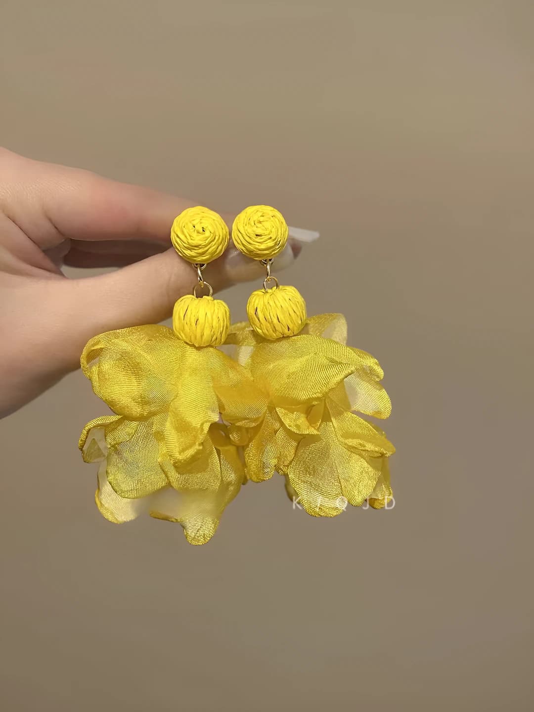 Жёлтые raffia шифон цветы