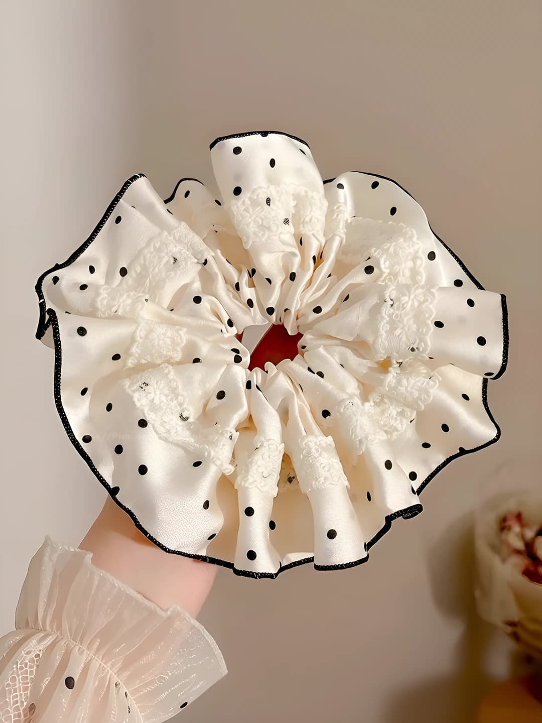1# Белый-кружево 21 см 18 см