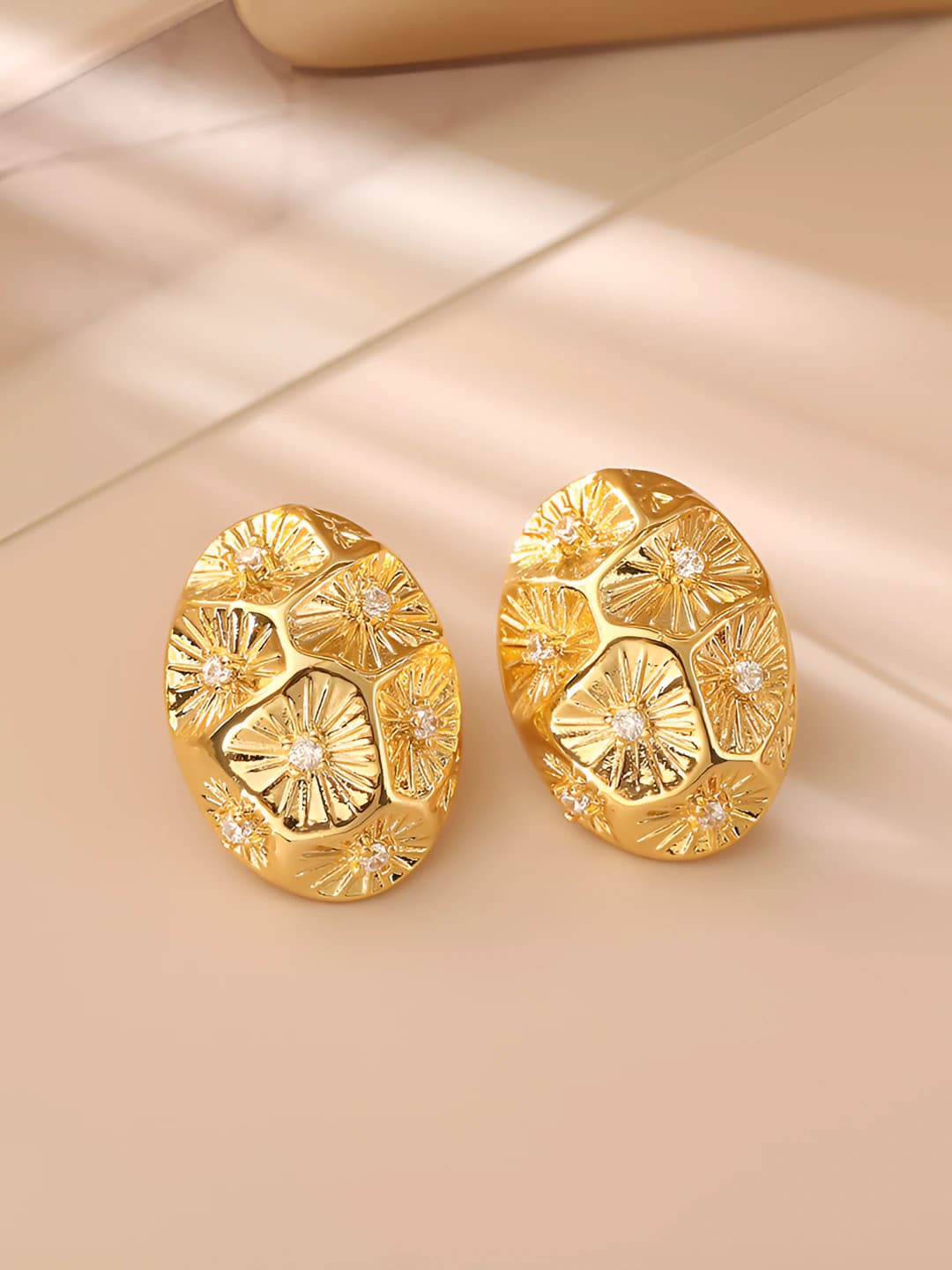 Gold Oval Studs (S925)