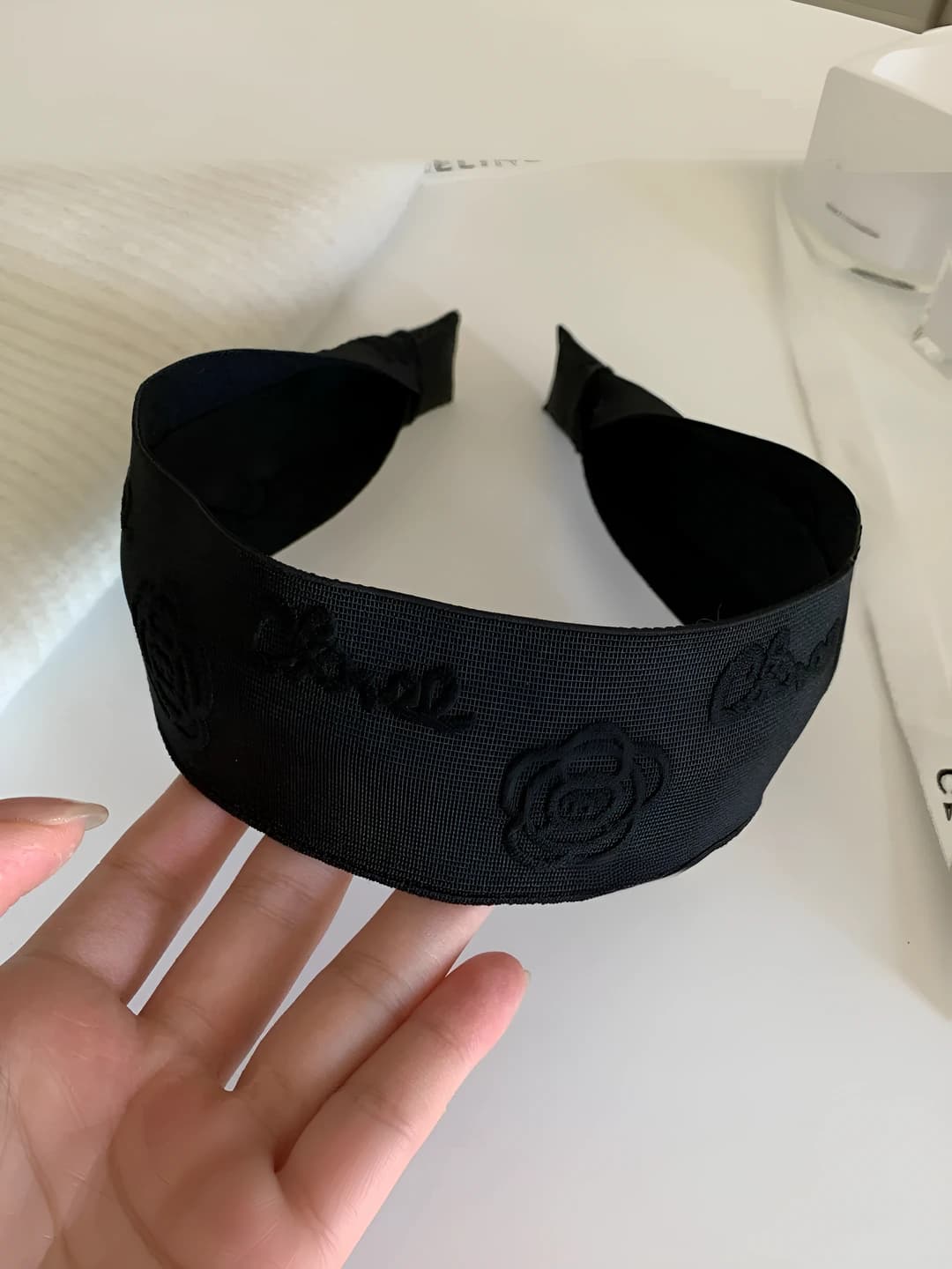 Qora