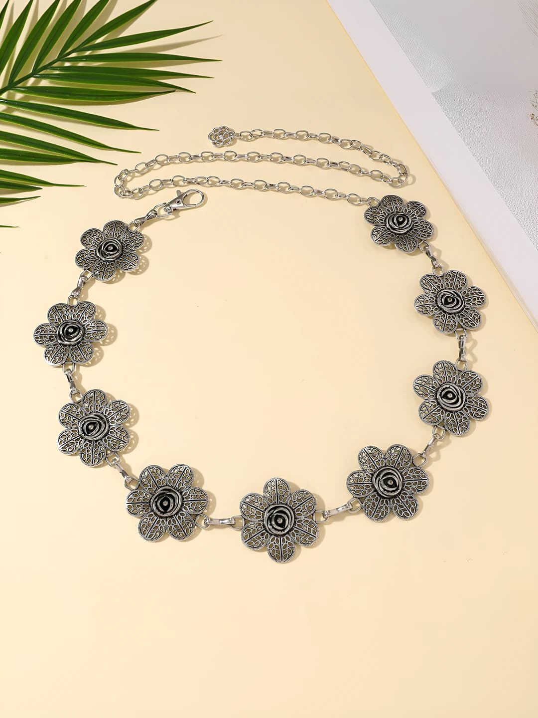 27# Silver retro 3D cutout flower