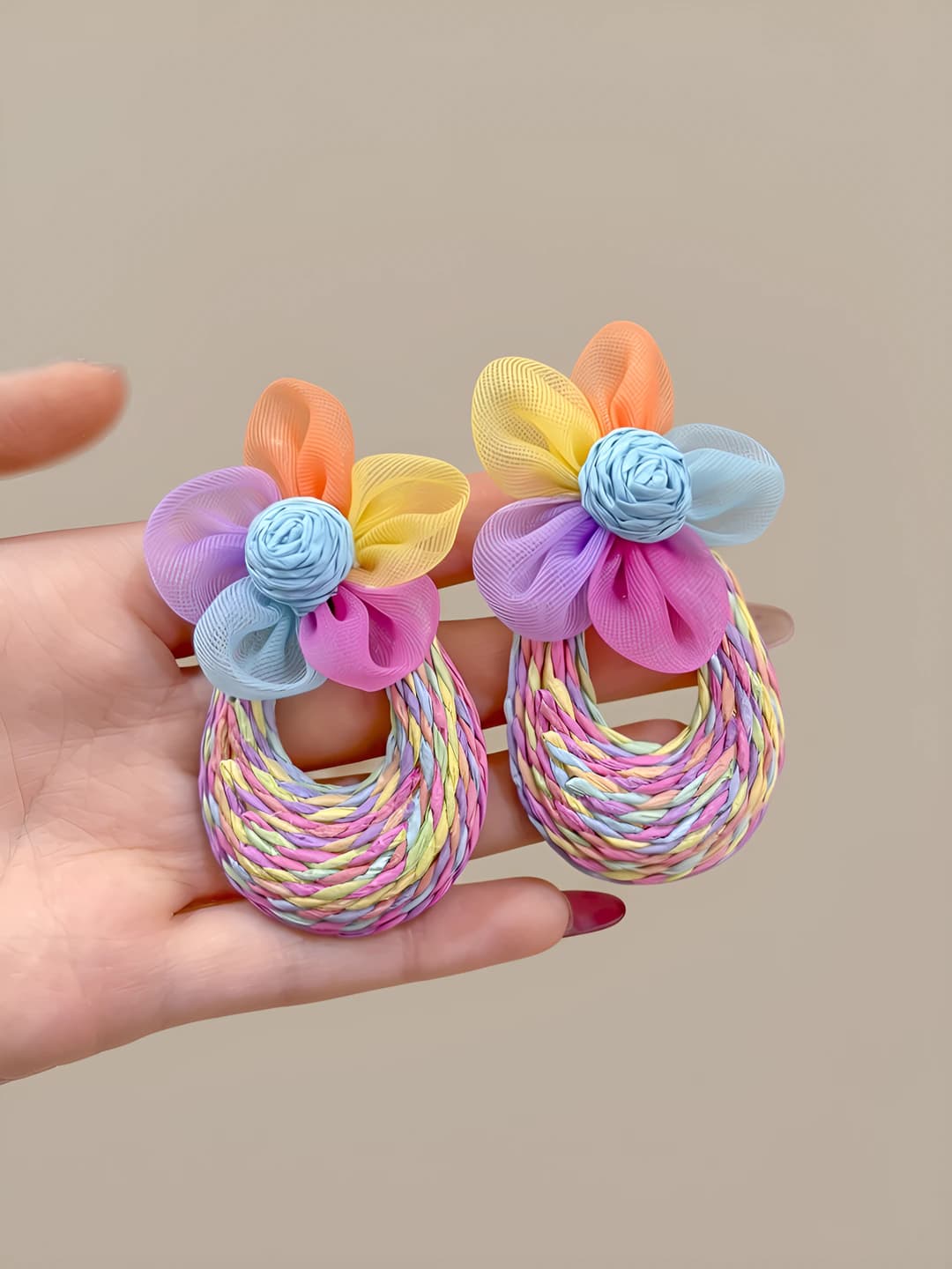 Multicolour, straw, floral