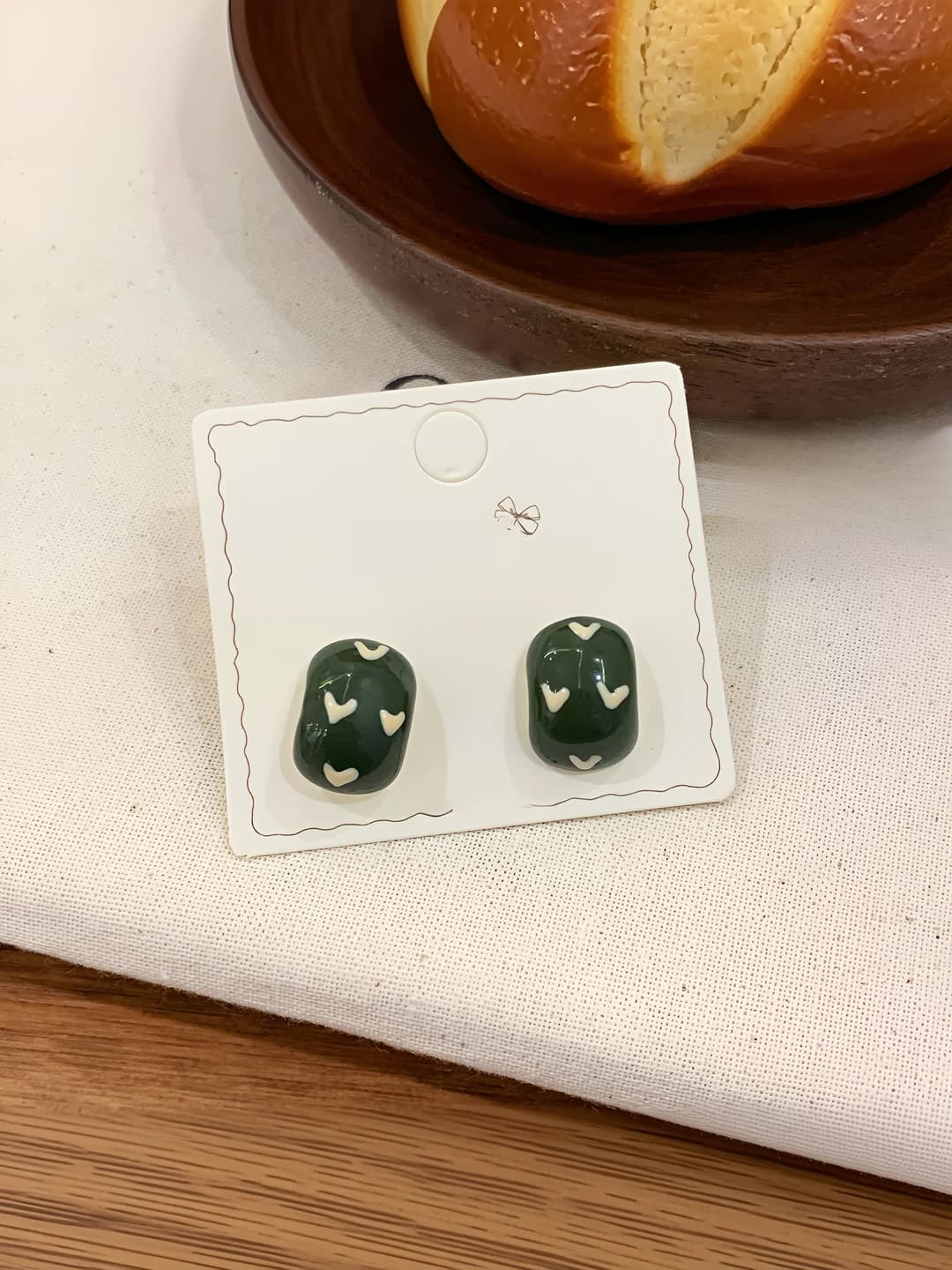 Green half-circle